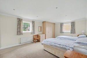 Principal bedroom- click for photo gallery